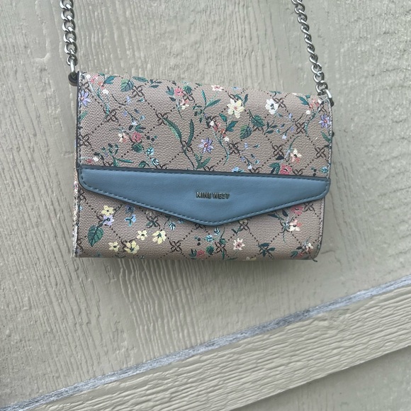 9west handbag - Picture 3 of 3